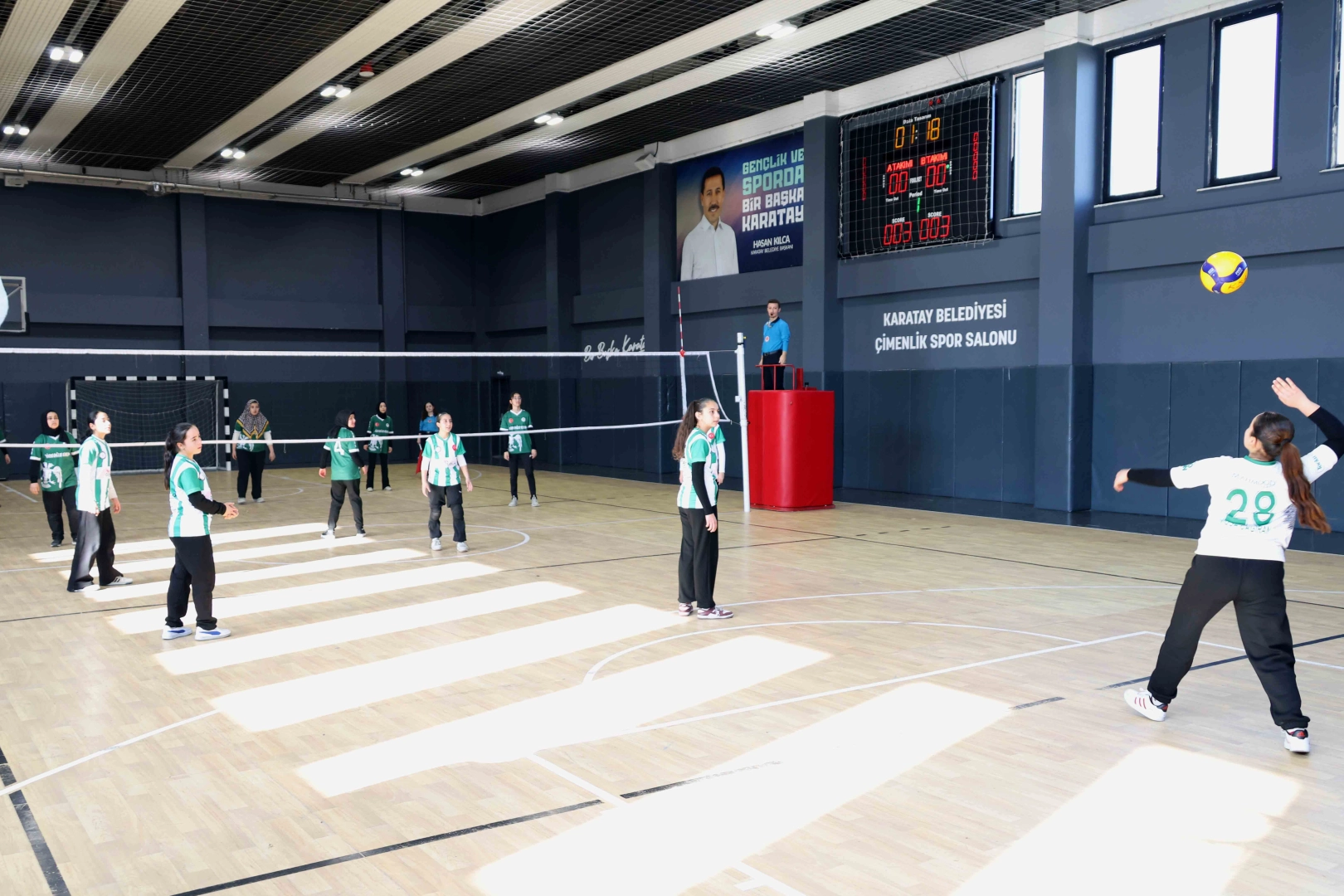 Karatay’da Dostluk İçin Voleybol Turnuvası!