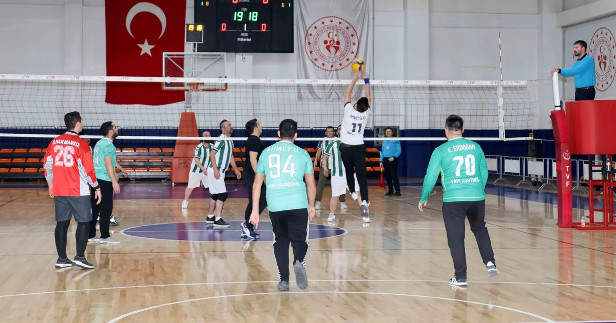 Karatay’da Voleybol Turnuvası Heyecanı Başladı!