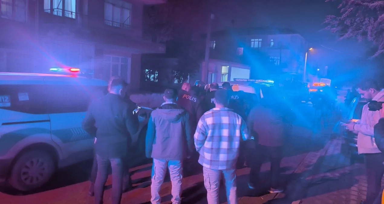 Kardeşler Arasındaki Kavga Kanlı Bitti: 1 Ölü!