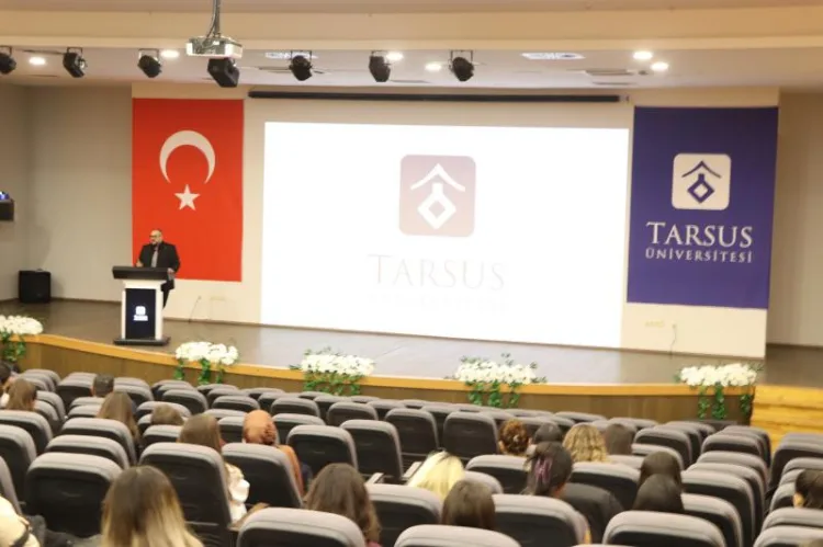 Kariyer Merkezi, Tarsus’ta Gençlere Destek Verdi
