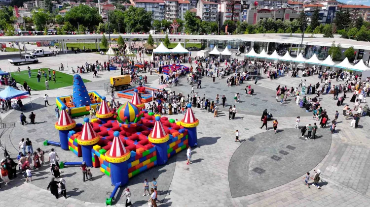Karneval Şenliği’nde Çocuklar Eğlenceye Doydu!