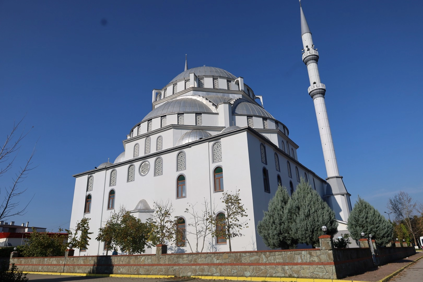 Kartepe’de Abdulhamit Han Camii’ne Estetik Dokunuş