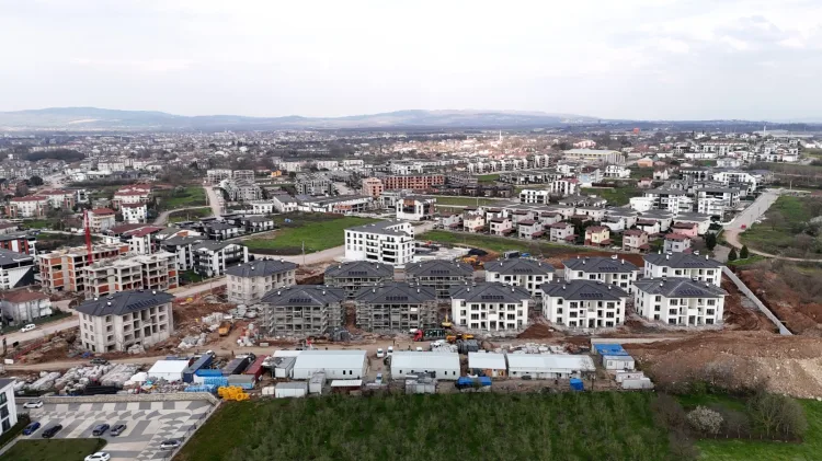 Kartepe Konut Projesine Yoğun İlgi: 24 Saatte 1585 Başvuru