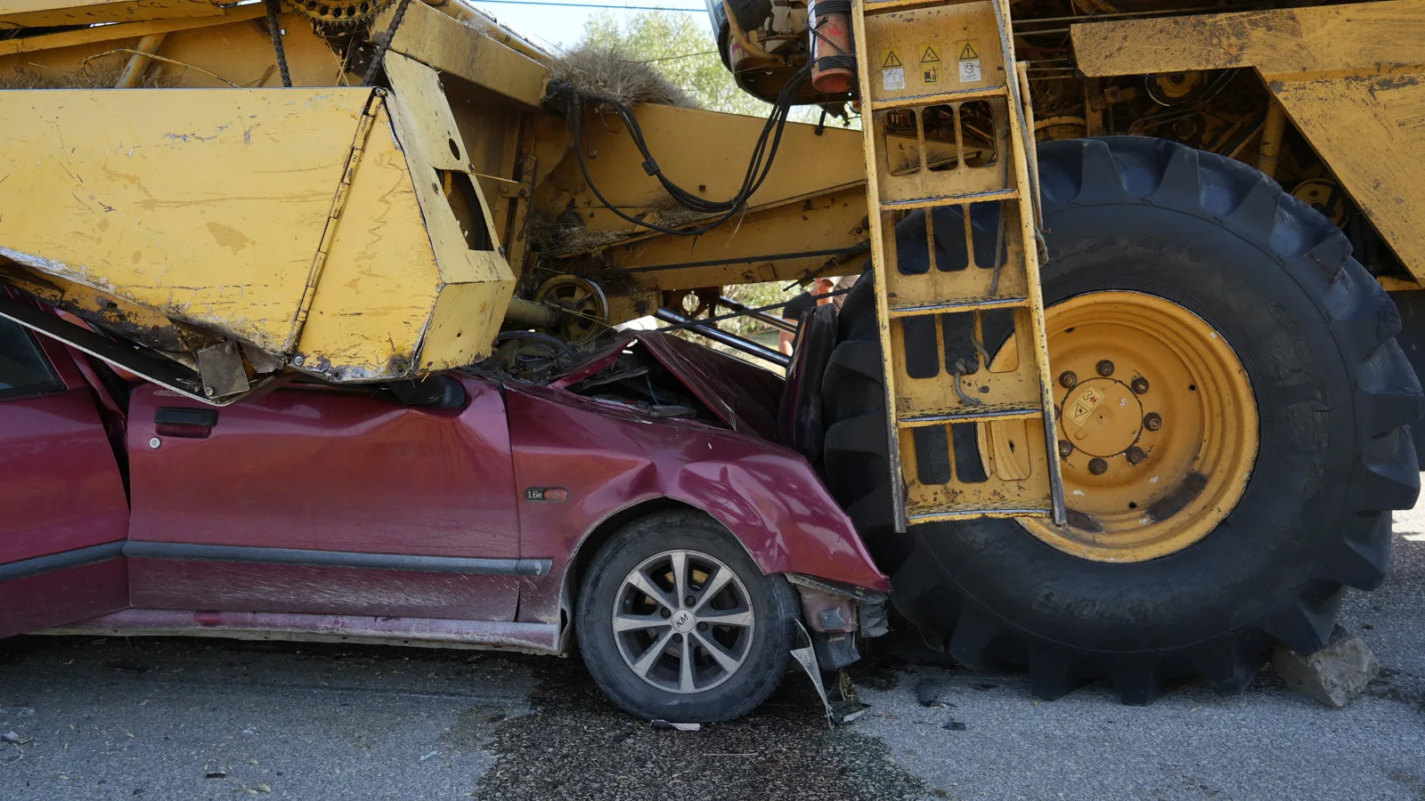 Kastamonu’da Otomobil Biçerdöverle Çarpıştı: 1 Ölü