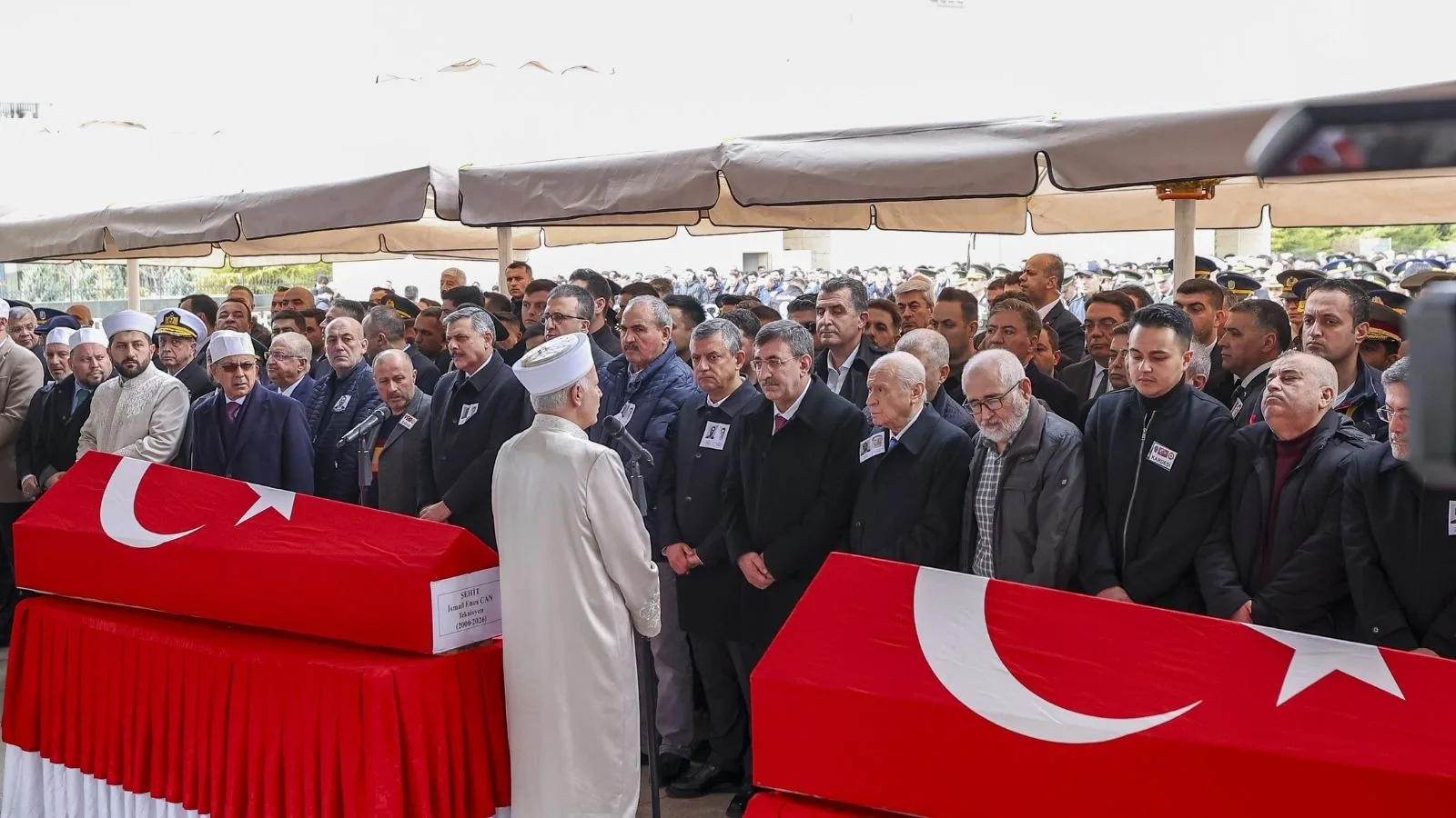 Katar’daki Kazada Şehit Düşen Teknisyenler Uğurlandı