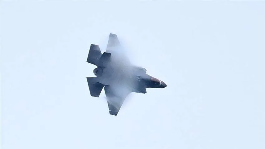 Katar, İranlı pilotların alıkonulmasını reddetti