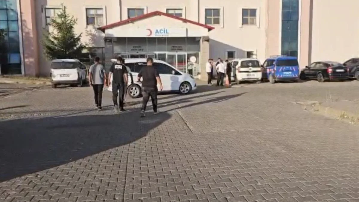 Kavga: İki Aile Arasında Taşlı ve Silahlı Çatışma!