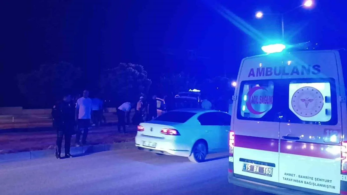 Kavşakta Otobüs ve Ticari Araç Çarpıştı!
