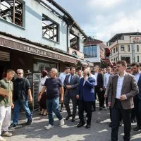 1783186516<em>424</em>Kayhan-Carsisinda-yaralar-sariliyor.jpeg