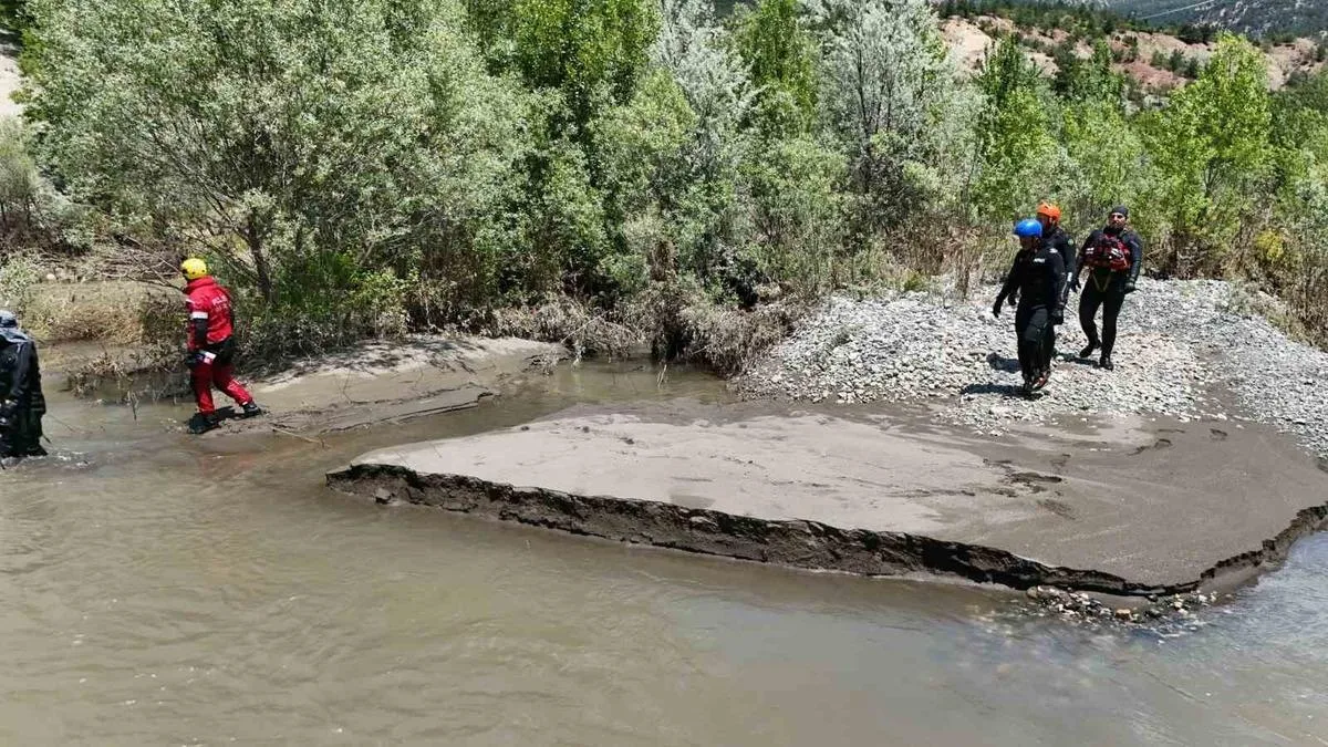 Kayıp 16 Yaşındaki Kız için 27. Gün Arama Devam Ediyor