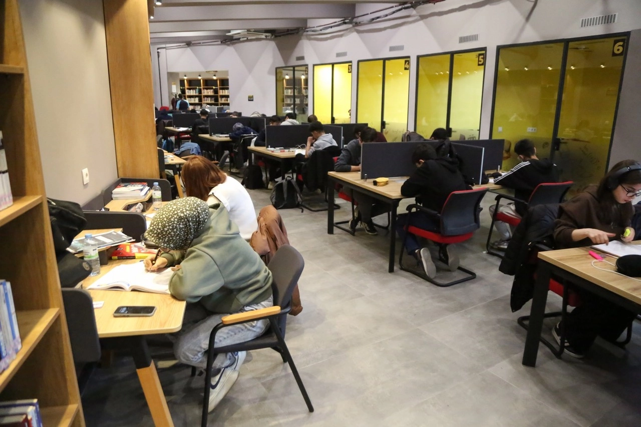 Kayseri’de Ara Tatil Coşkusu: Akıl Küpü Kütüphaneleri