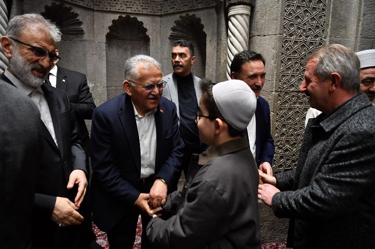 Kayseri’de Bayram Coşkusu ve Birlik Mesajı