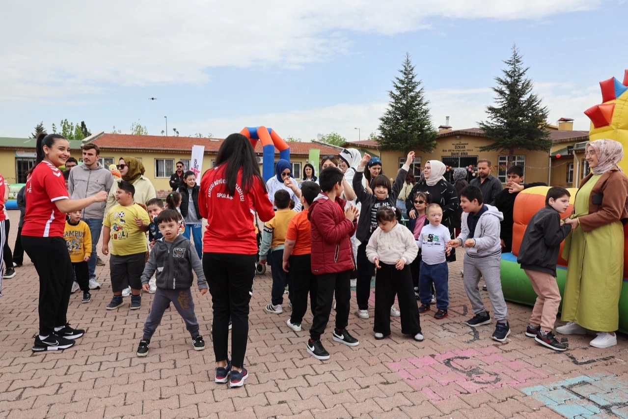 Kayseri’de Engelliler Haftası’na Özel Spor Etkinliği