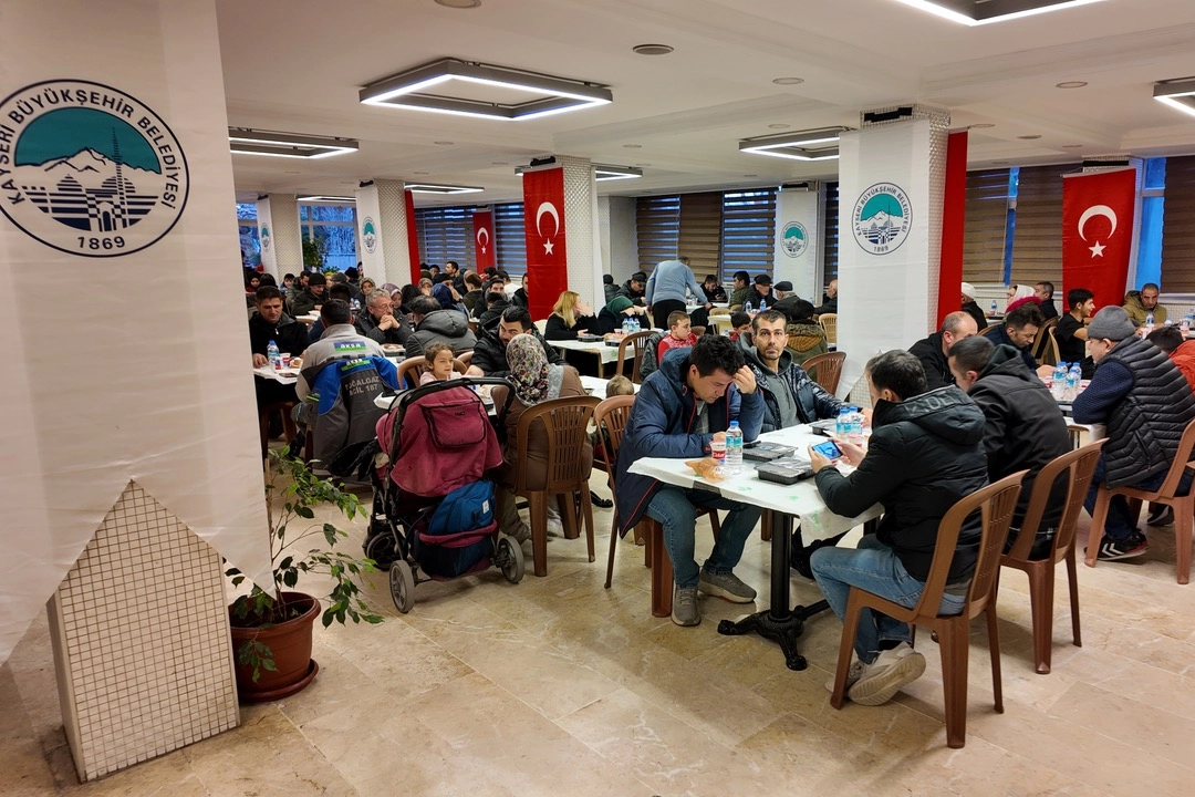 Kayseri’de Gönül Sofraları ile Ramazan Bereketi