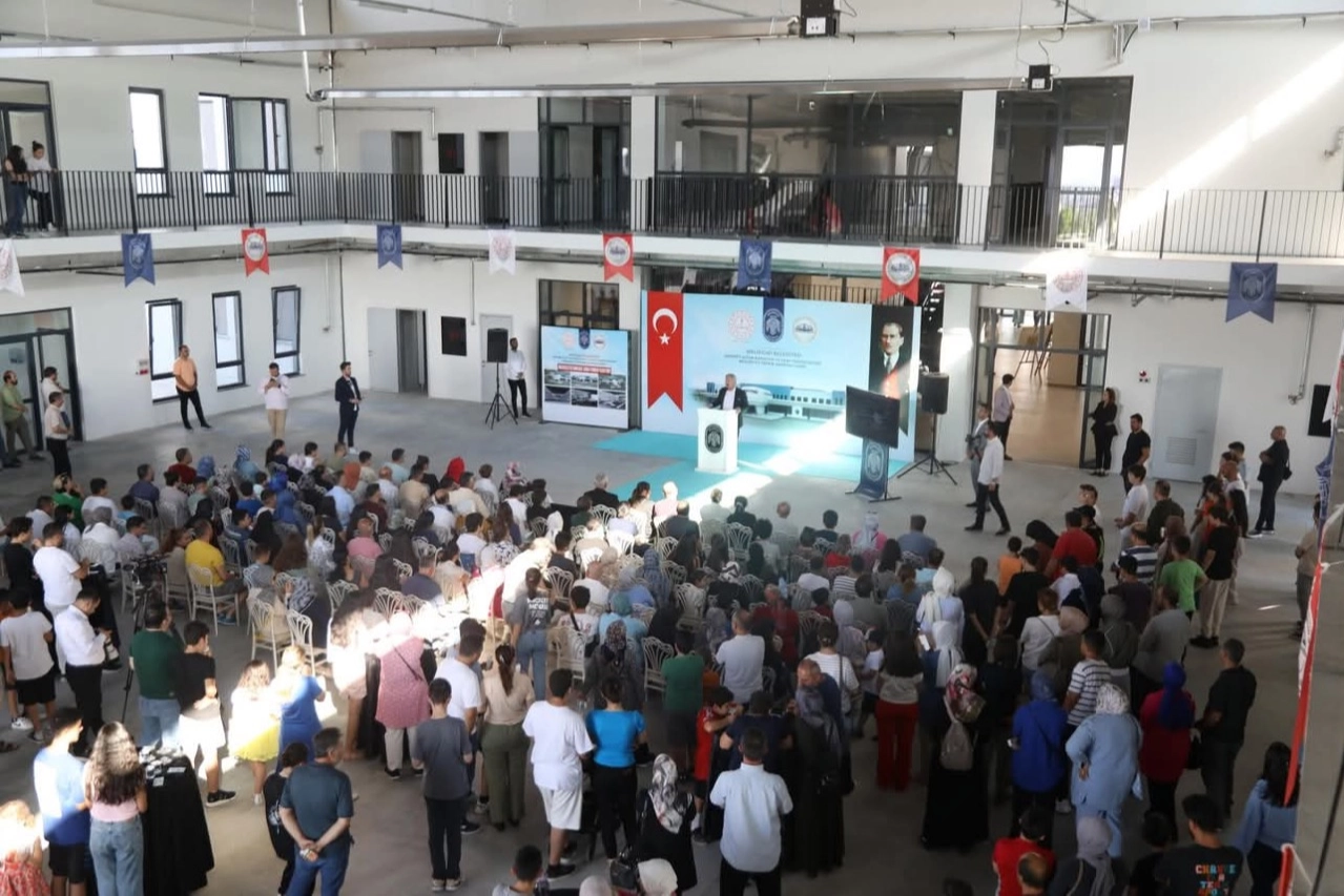 Kayseri’de Havacılık Lisesi Öğrencilere Tanıtıldı