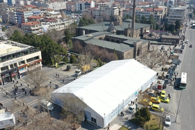 Kayseri’de İftar Çadırlarıyla Ramazan Bereketi