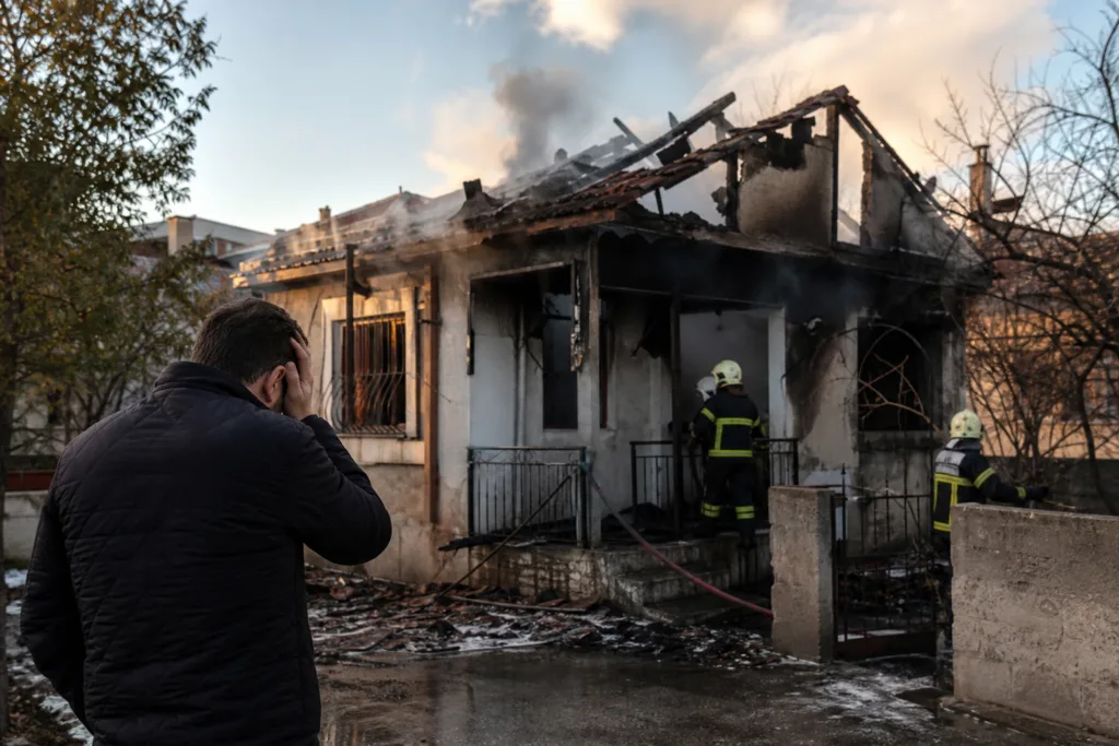 Kayseri’de Müstakil Evde Yangın Çıktı: Ev Kullanılamaz Hale Geldi
