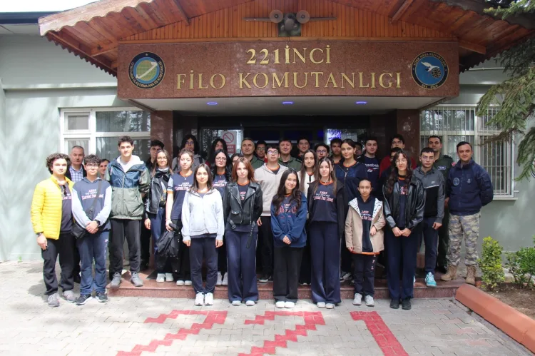 Kayseri’de Öğrenciler Hava Üssünde Ağırlanıyor!