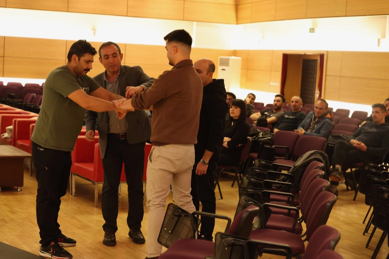 Kayseri’de Tesis Personeline İlk Yardım Eğitimi