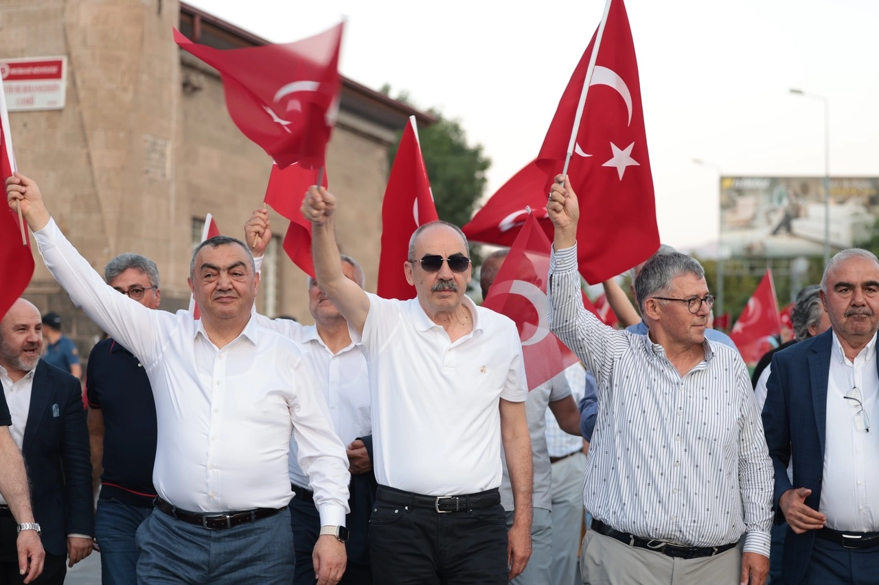 Kayseri İş Dünyası 15 Temmuz’da Meydandaydı