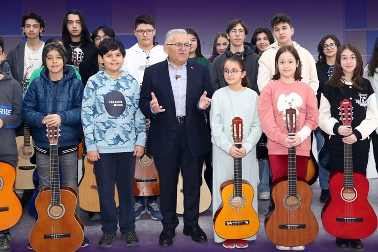 Kayseri Konservatuvarı’ndan 5.655 Sanatsevere Destek