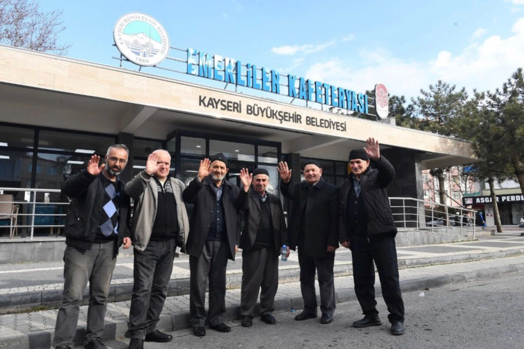 Kayseri’nin Emekliler Kafeteryaları: Ekonomik ve Huzurlu