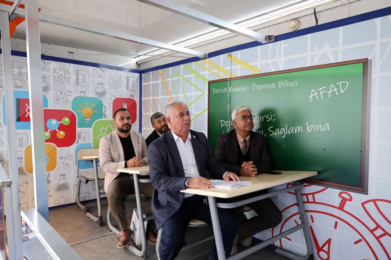 Kayseri Talas’ta Deprem Bilinci Eğitimi Verildi