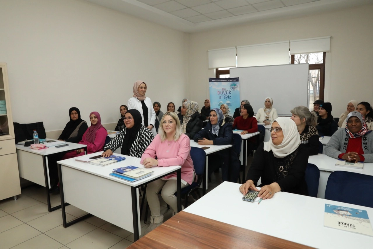 Kayseri, Türk Diline Yönelik Kültürel Hamleler Yapıyor