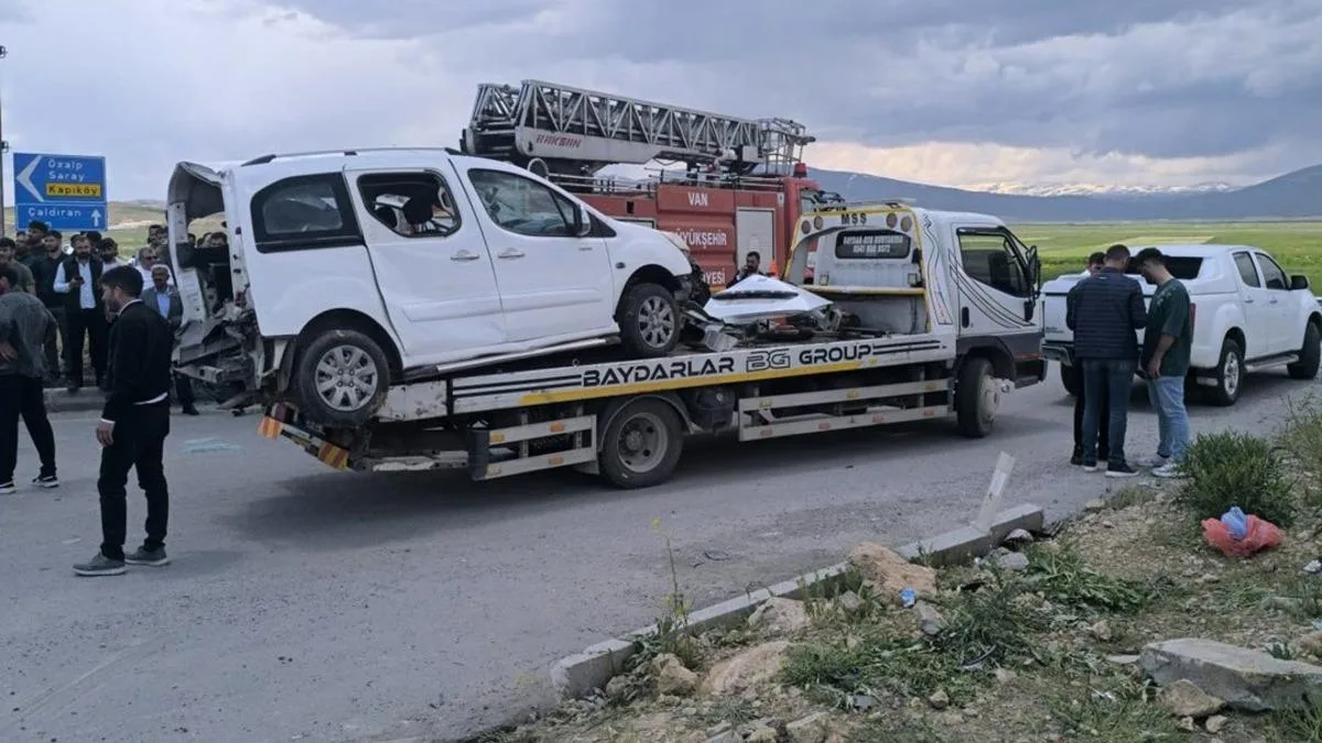 Kaza Faciasında Aynı Aileden 4 Can Aldı