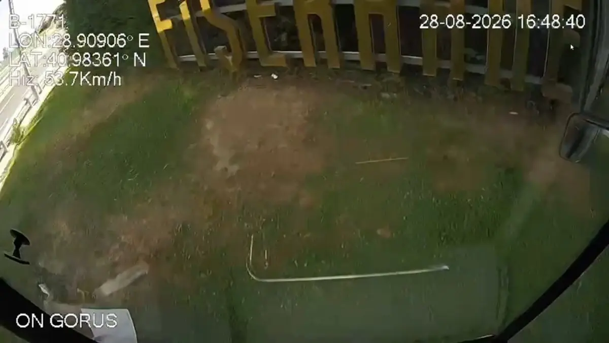2 kişi hayatını kaybetmiş, 19 kişi yaralanmıştı! İETT otobüsü kazasının araç içi görüntüleri ortaya çıktı 2