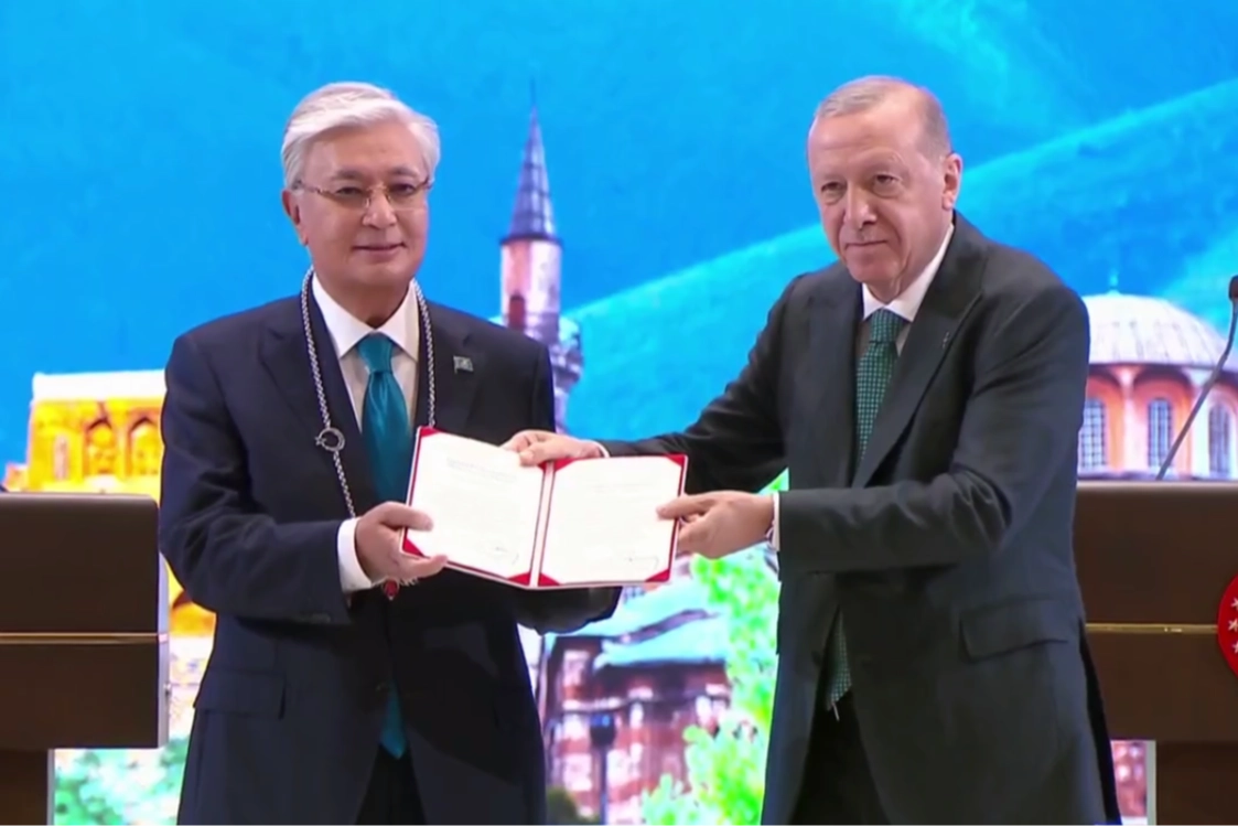 Kazakistan Liderine Türkiye’den Devlet Nişanı