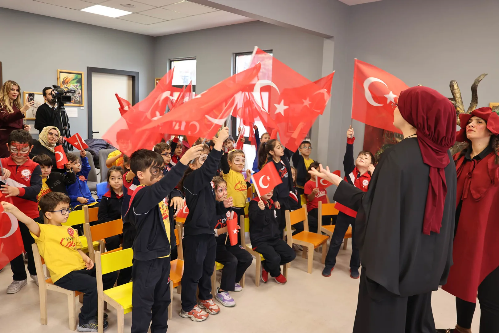 Keçiören’de Çocuklar Cumhuriyet Bayramı’nı Sanatla Kutladı