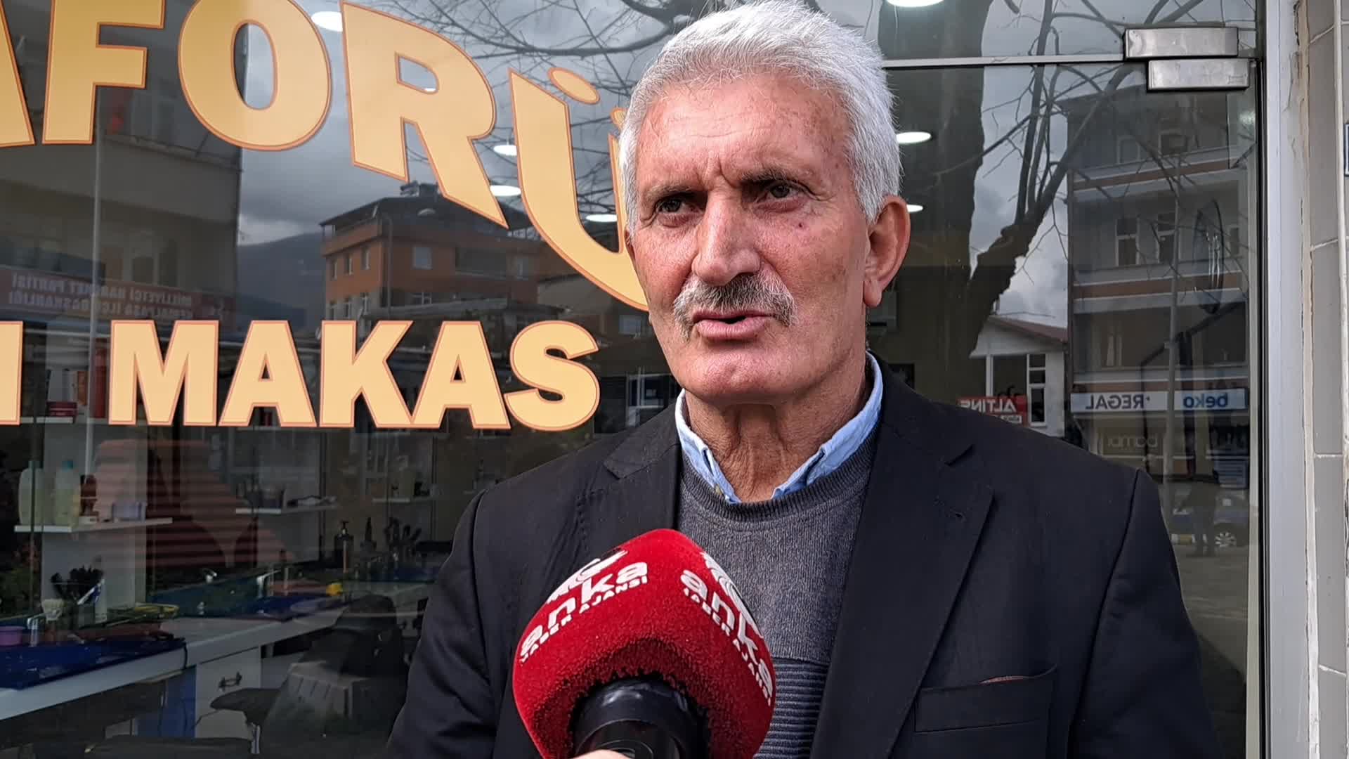 Kemalpaşa’da Esnaf Hayat Pahalılığından Şikayetçi!