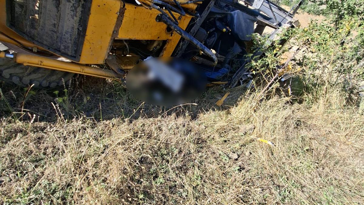 Kepçe Devrildi: Operatör Hayatını Kaybetti