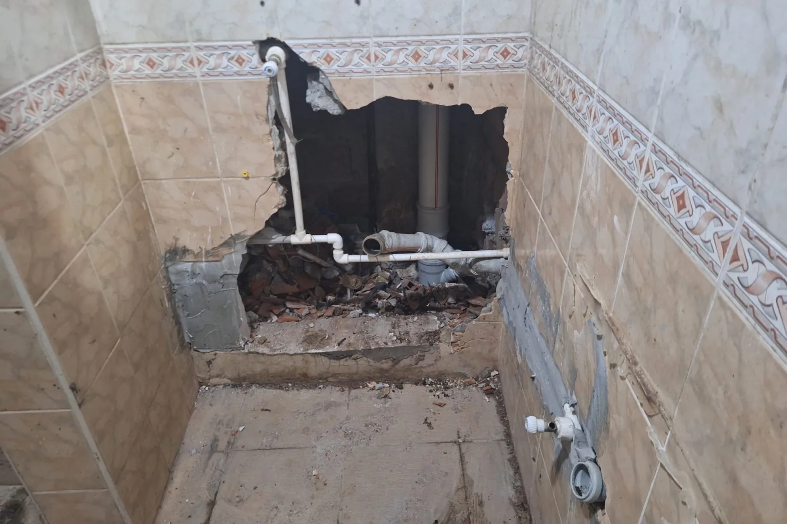 Keşan 100. Yıl Pasajı'nın Bakımsızlığı Tepki Topladı