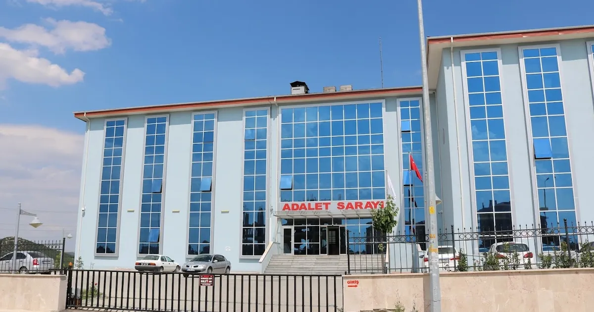 Keşan’da FETÖ firarisi ve hırsızlık zanlısı yakalandı