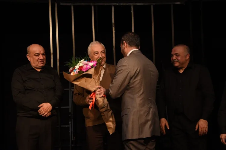Memleketin Kısmeti oyunu sahne performansı