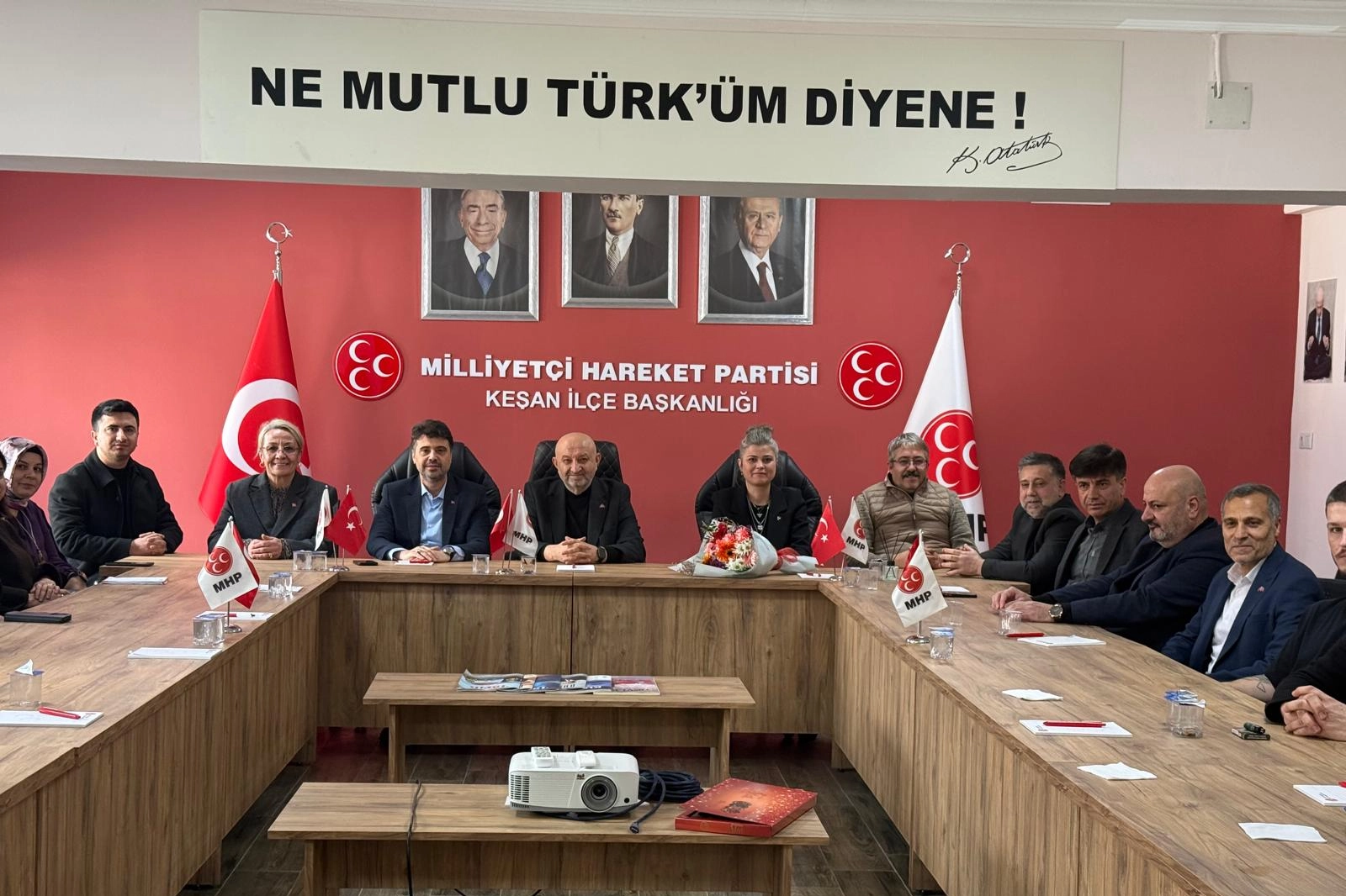 Keşan’da MHP’nin 57. Yılına AK Parti Ziyareti