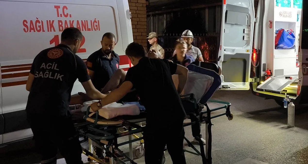Keşan’da Orduevi’nde Yangın: 16 Asker Dumandan Etkilendi