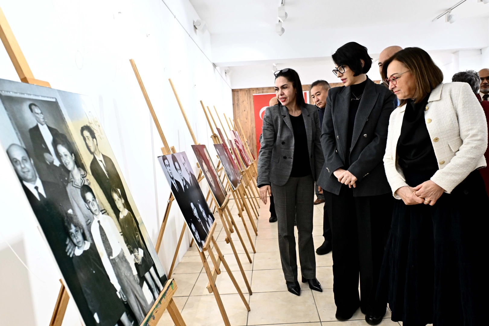 Kıbrıs Liderleri Anısına Fotoğraf Sergisi Açıldı