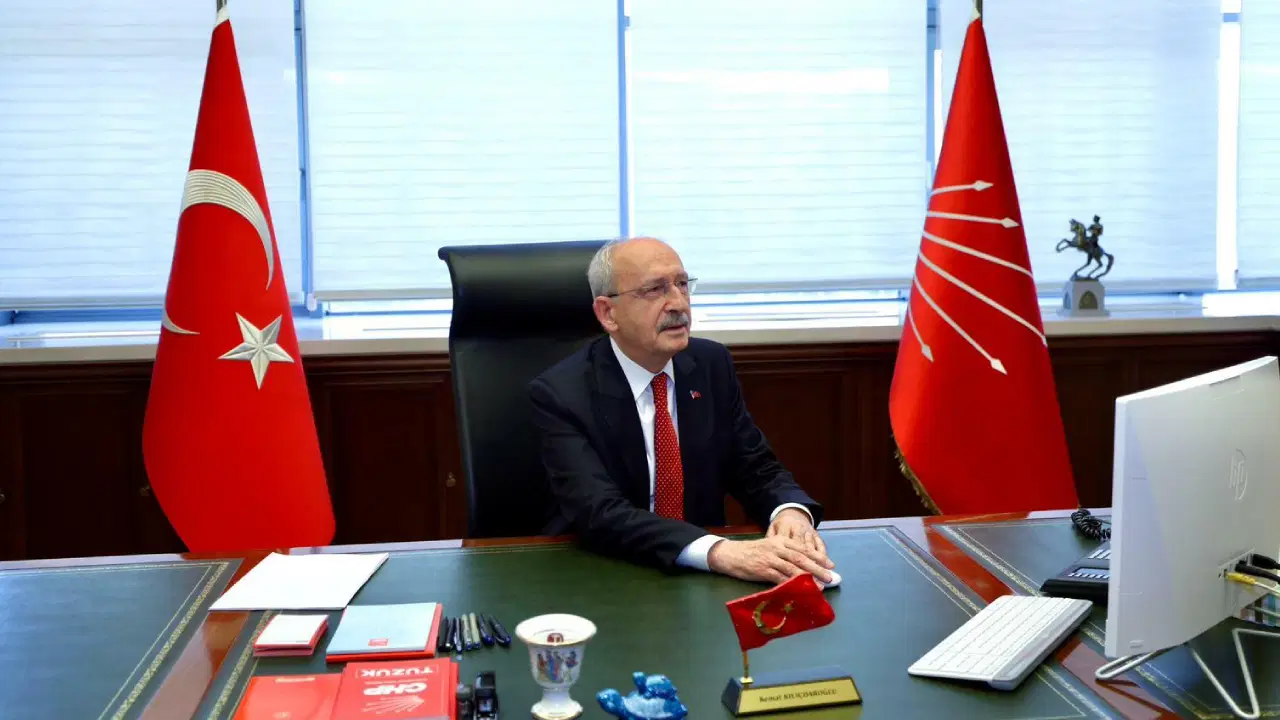 Kılıçdaroğlu, 933 Gün Sonra Makamında!