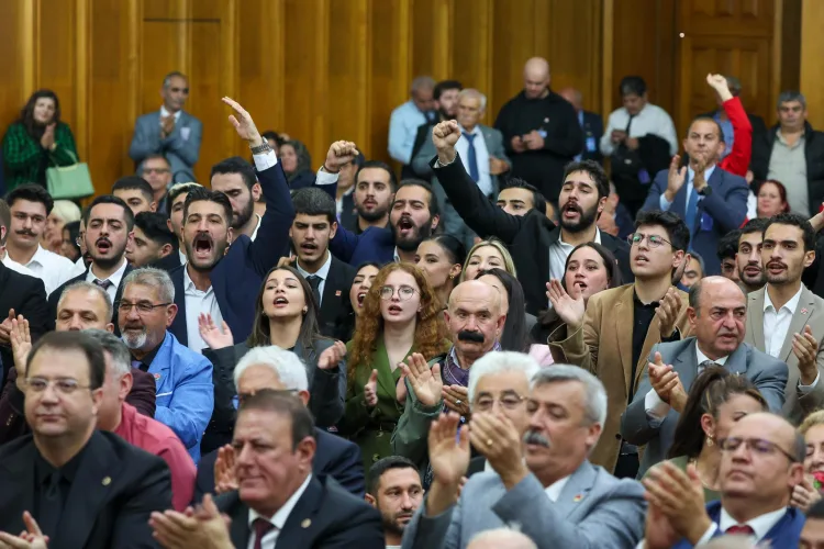 Kılıçdaroğlu: Hukuk ve Barış İçin Adım Atılmalı
