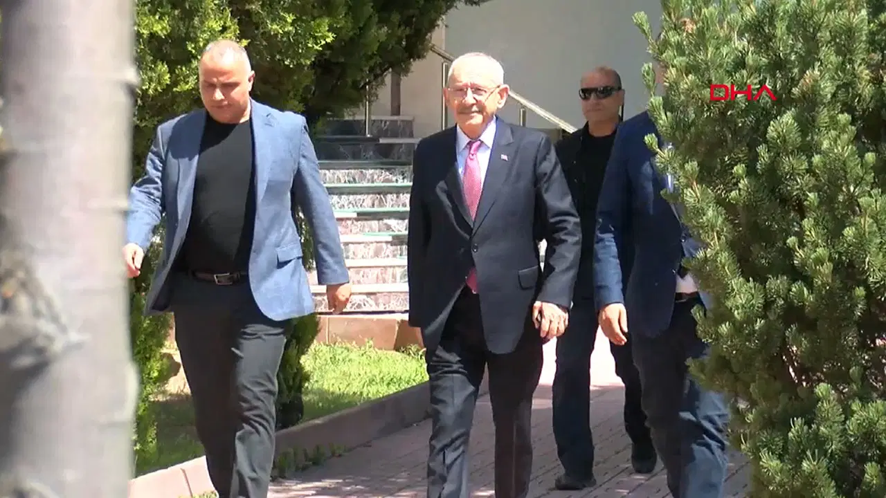 Kılıçdaroğlu Kurultay Sorularını Cevapsız Bıraktı!