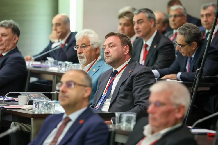 Kılıçdaroğlu’ndan ayrılanlara tartışma uyarısı!