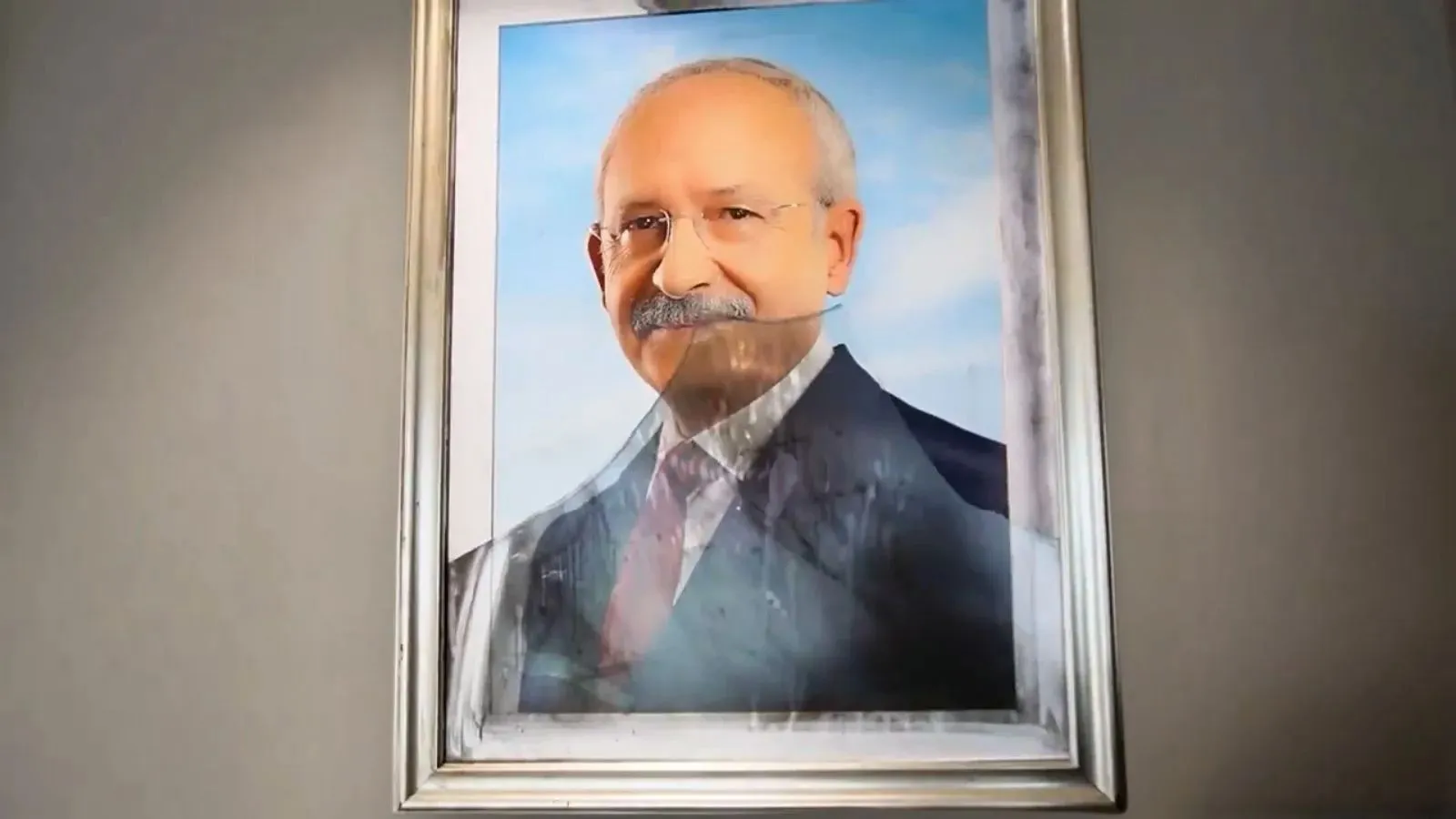 Kılıçdaroğlu Tartışmaları: Siyasetin Psikolojisi