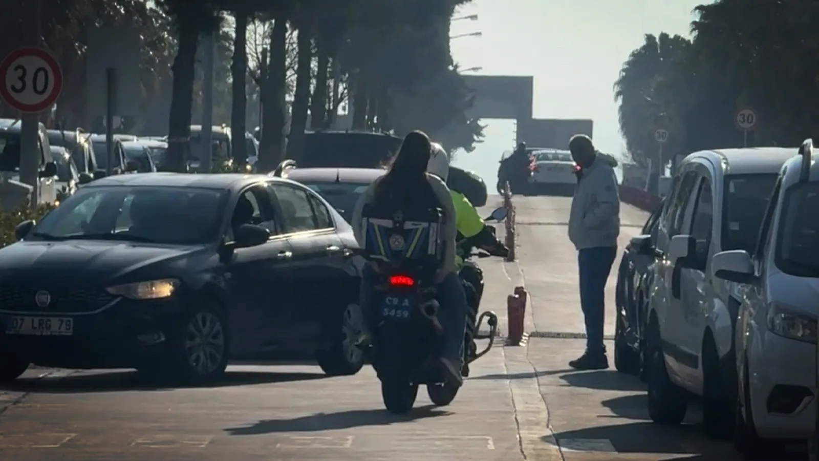 Kimlik Unutan Öğrenciye Polis Desteği!