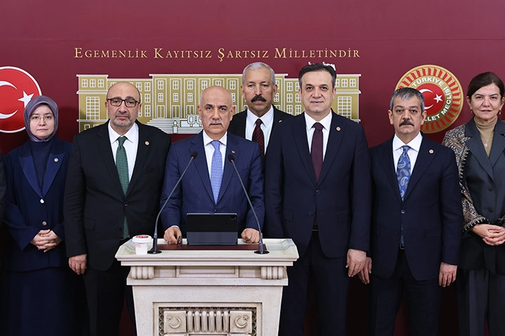 Kirişci’den Özgür Özel’e Sert Eleştiri!