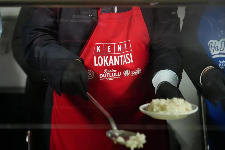 Kırkağaç’ta Açlıkla Mücadele İçin Yeni Hizmetler
