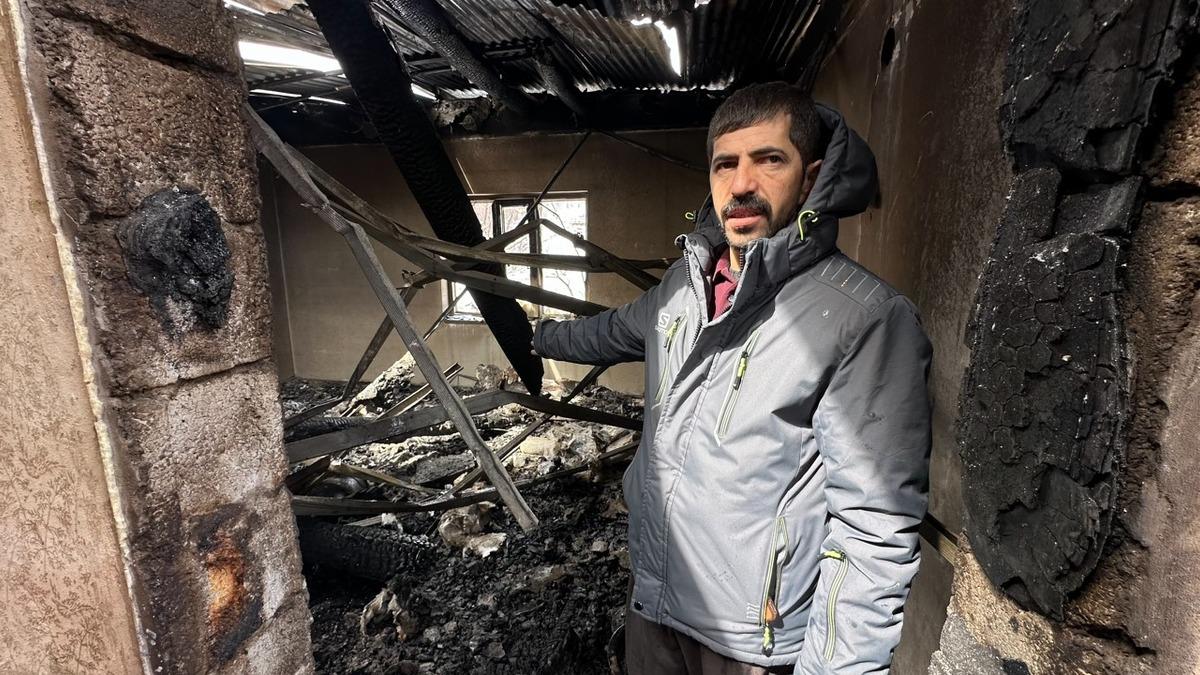 Kışın Ortasında Yangın: Aile Evsiz Kaldı