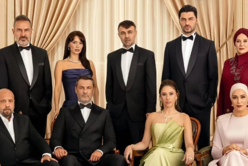 Kızılcık Şerbeti dizisinde iki senarist birden ayrıldı!